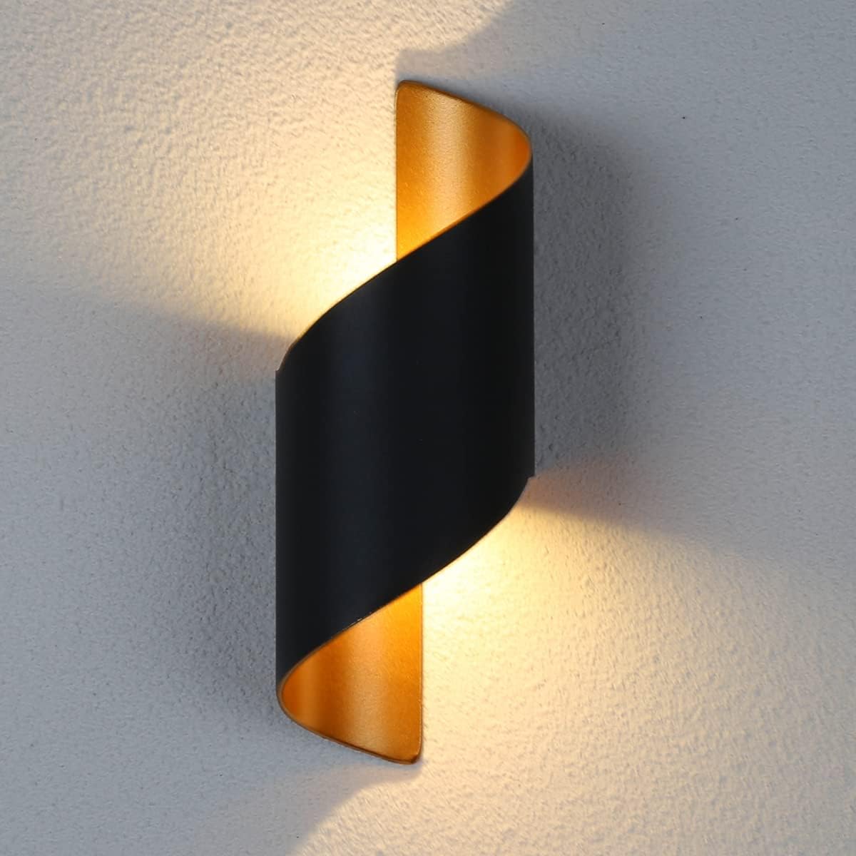 Spiral Outdoor Wall Lamp 10W