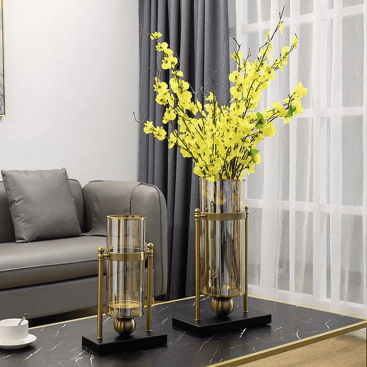 Minimalist candlecan vase for home storage and water-holding functionality