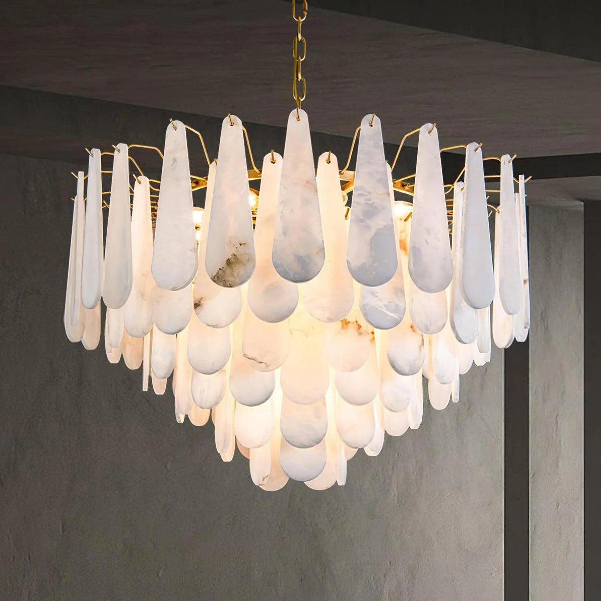 Leon Chandelier - Pre Order