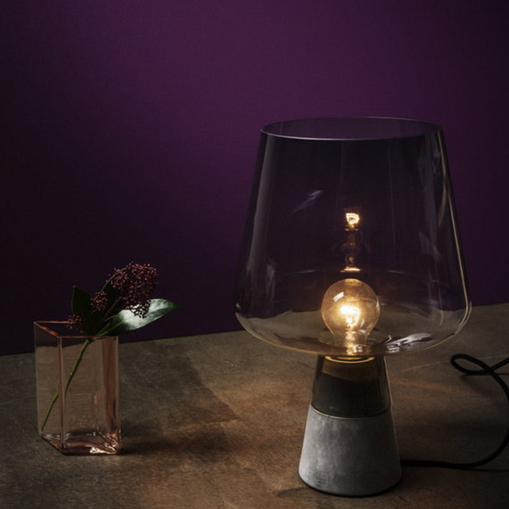 Leyman glass table lamp with elegant transparent base and modern design