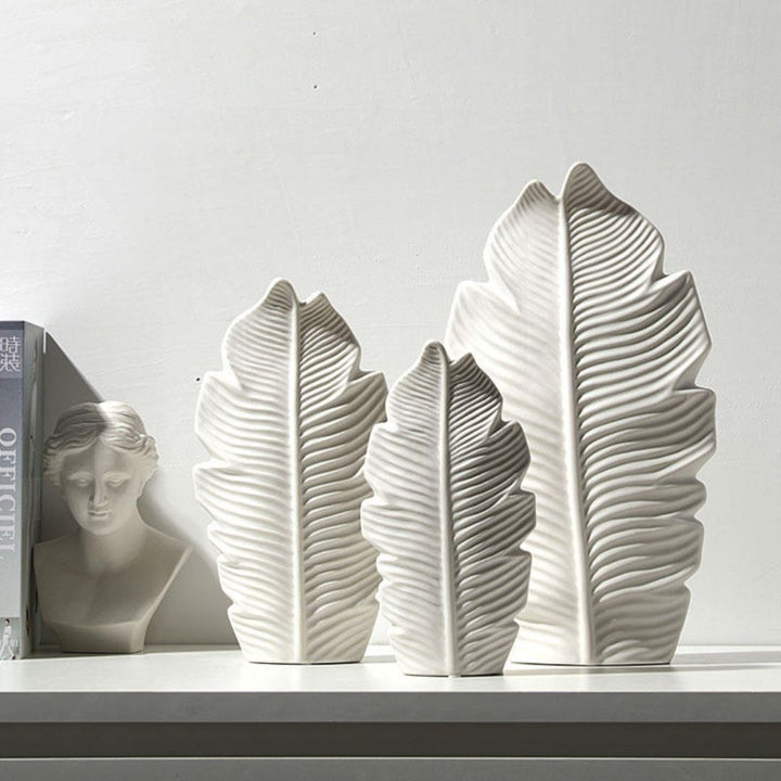 Artistic maple leaf pattern flower vase set for tabletop display
