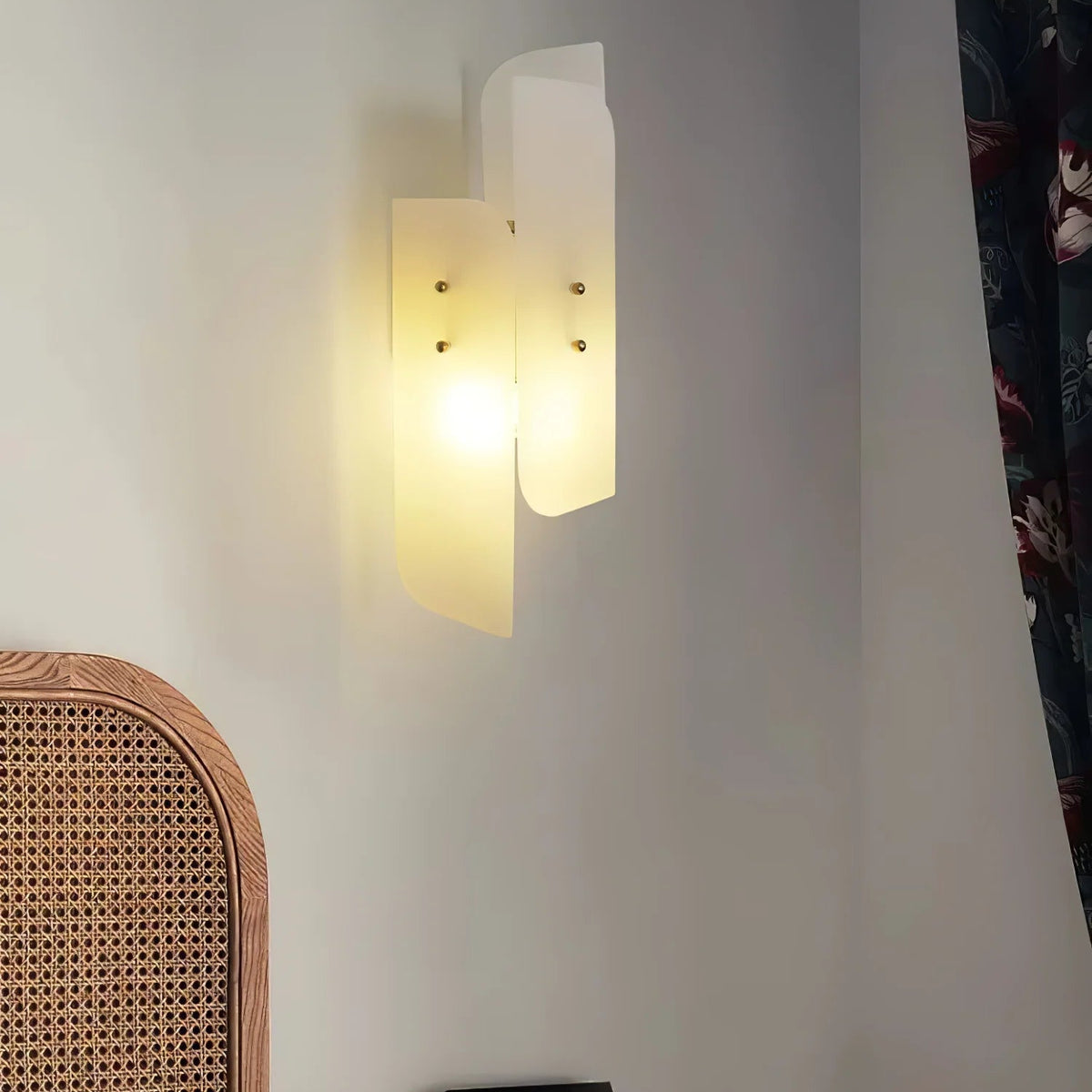 Megalith Alabaster Wall Light - Pre Order
