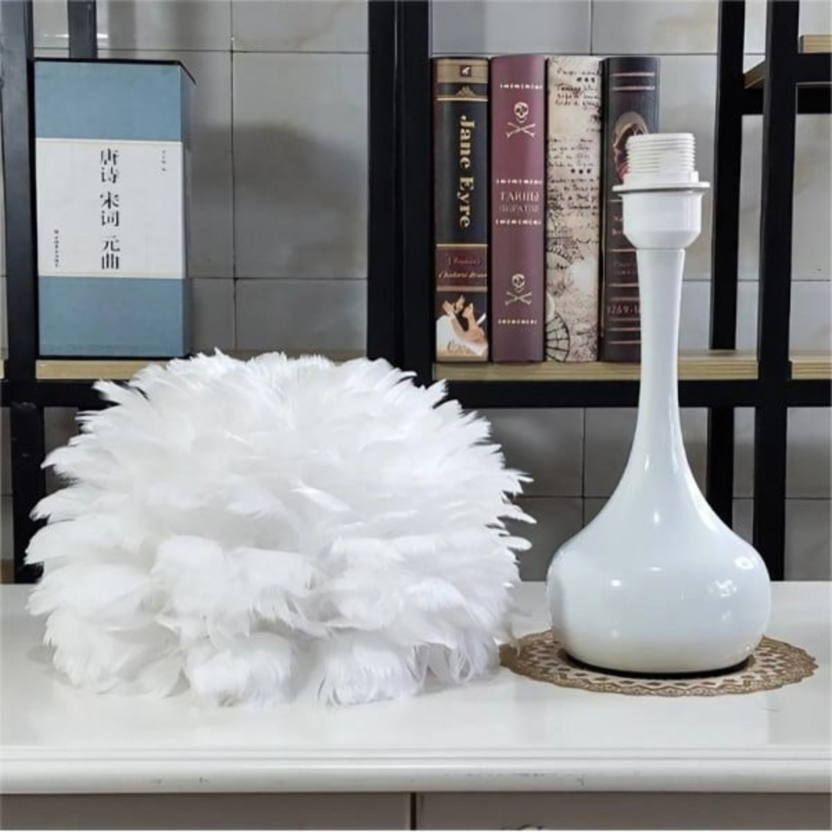 Modern-Feature-Table-Lamp-4
