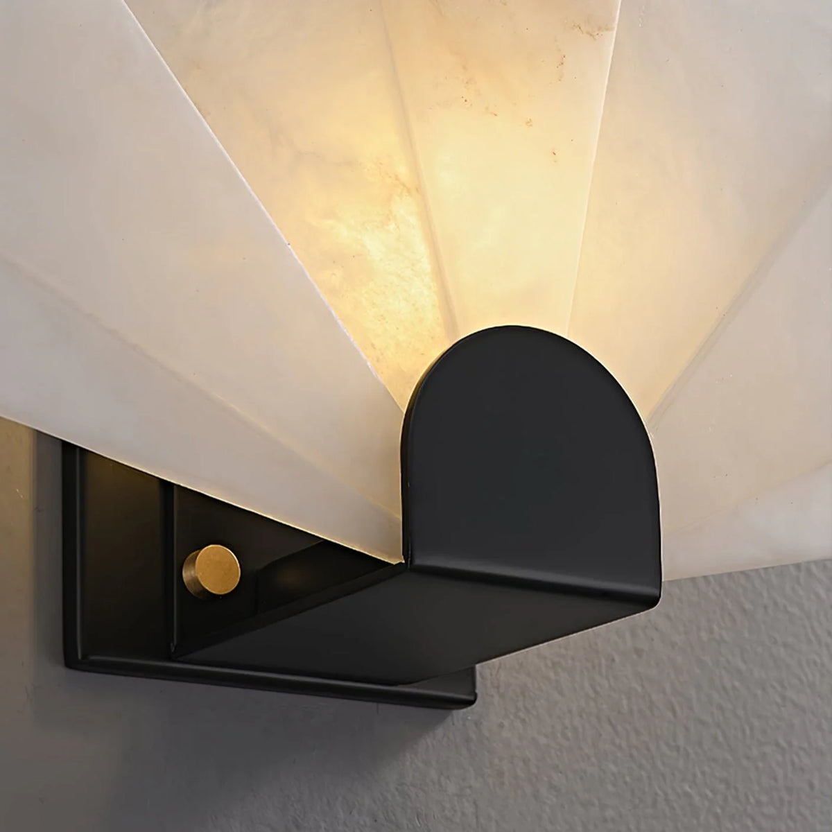 Nevora Alabaster Wall Lamp - Pre Order