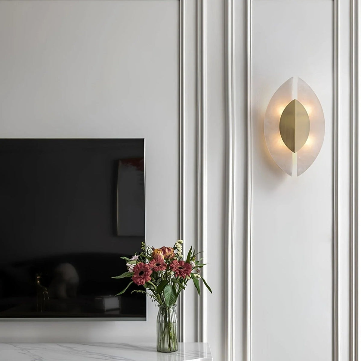Solari Alabaster Leaf Sconce - Pre Order