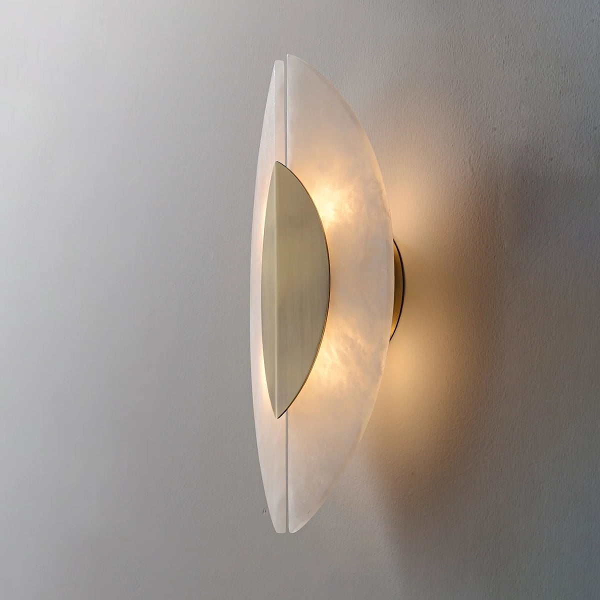 Solari Alabaster Leaf Sconce - Pre Order