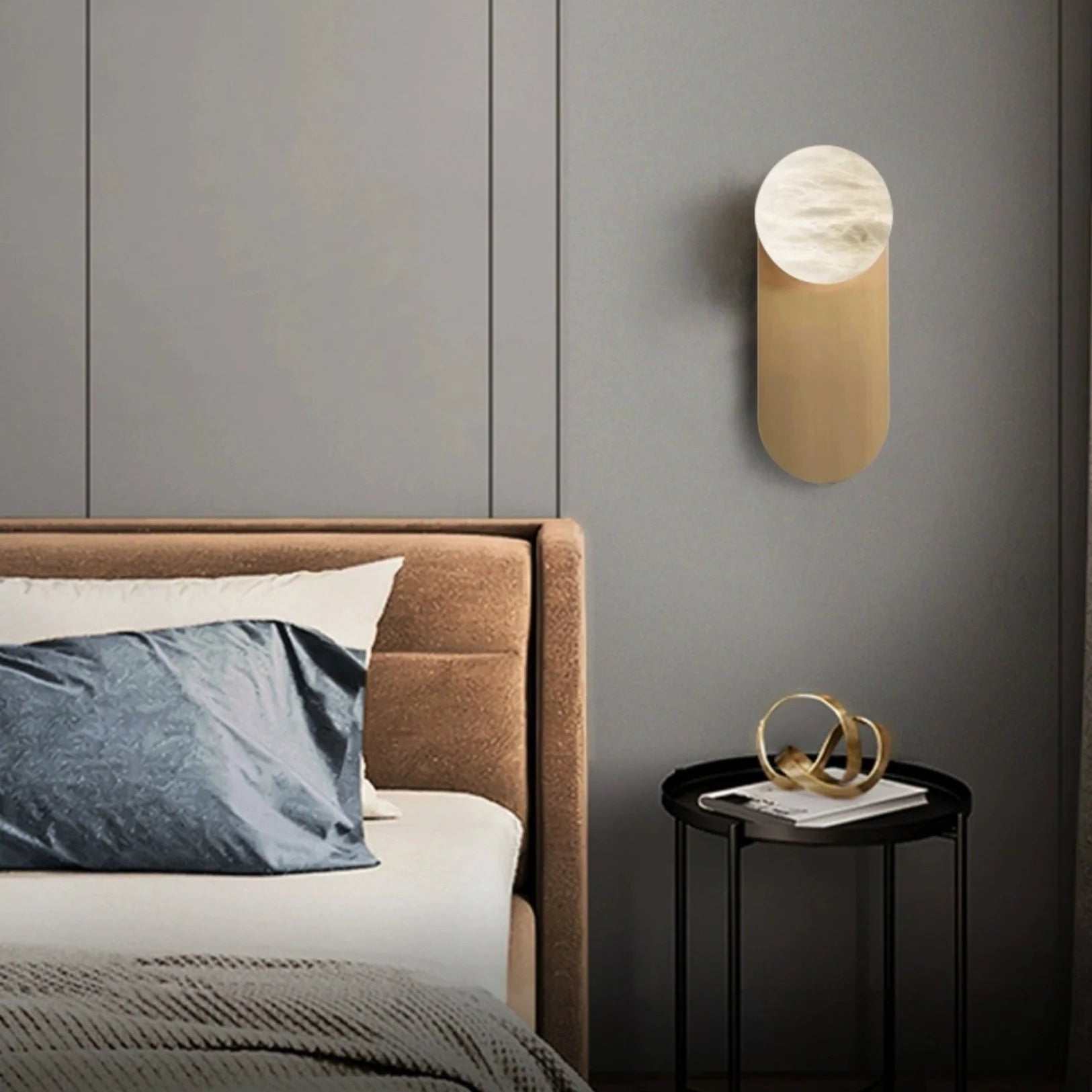 Adrion Alabaster Wall Light 01 modern elegant wall lamp stylish lighting fixture for interiors