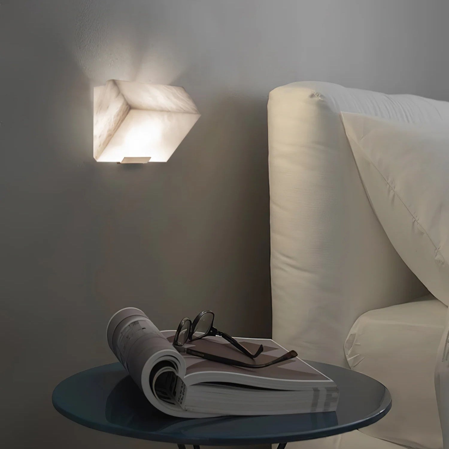 Alabaster staircase wall lamp single piece modern elegant home lighting fixture