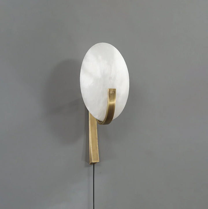 Alice Alabaster modern plug-in wall light golden metal side view, elegant contemporary design for stylish interiors