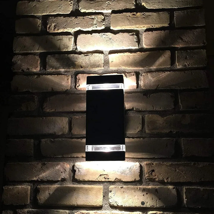 ROM Wall Light | Modern LED Outdoor Lighting Solution – Elegant Interior