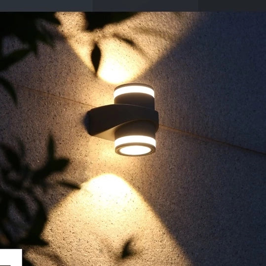 Front view of COGNAC LED Wall Light – Stylish, energy-efficient LED fixture offering warm lighting for both indoor and outdoor spaces.