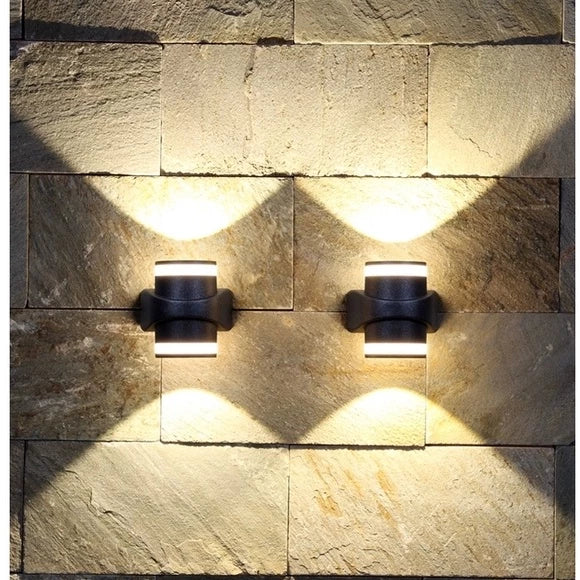 COGNAC LED Wall Light – Elegant, energy-efficient LED fixture offering warm illumination for both indoor and outdoor spaces.