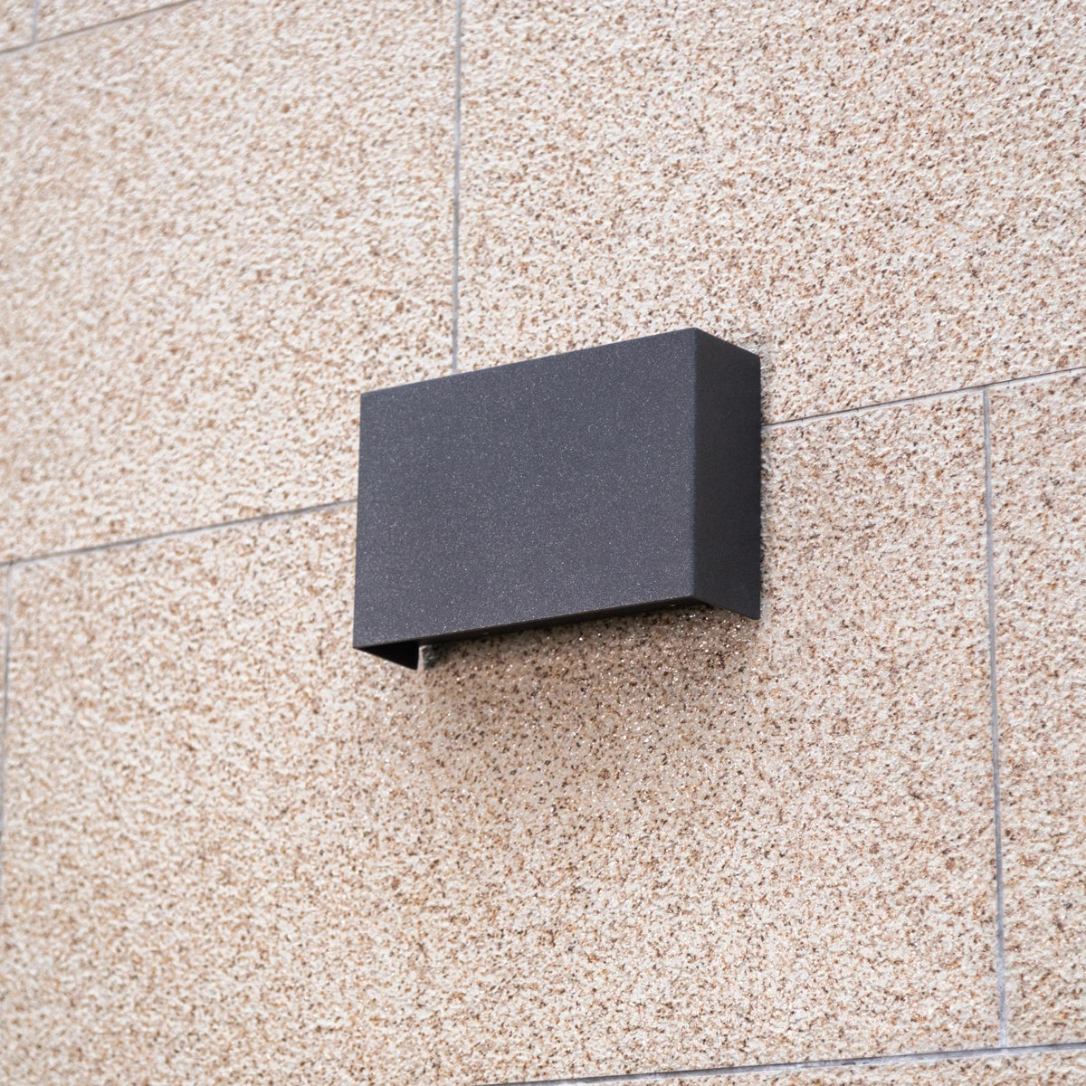 Side view of Graphite Glow LED Wall Light – Stylish and durable lighting solution for exterior spaces.