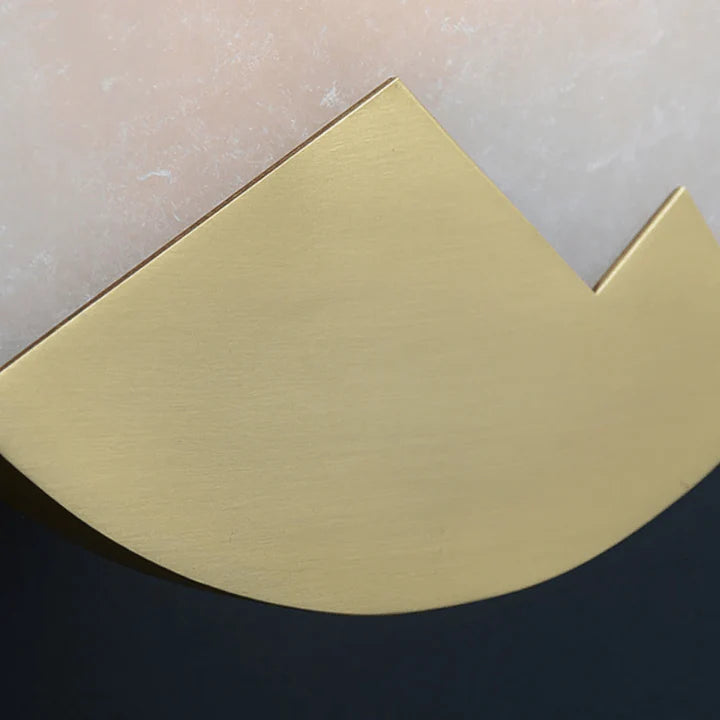 Lasterba alabaster wall lamp modern lighting, detail front view highlighting craftsmanship and elegant design