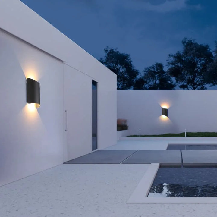 LAAR WAVE Wall Light | Elegant LED Outdoor Lighting Solution – Elegant ...