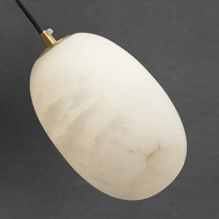 Pebble Alabaster Pendant Lamp detail view modern elegant ceiling lamp stylish interior lighting