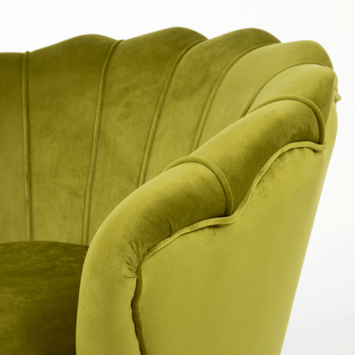 Rio Velvet Modern 1-Seater Sofa – Close-Up View of Handle Detailing on Elegant Seating