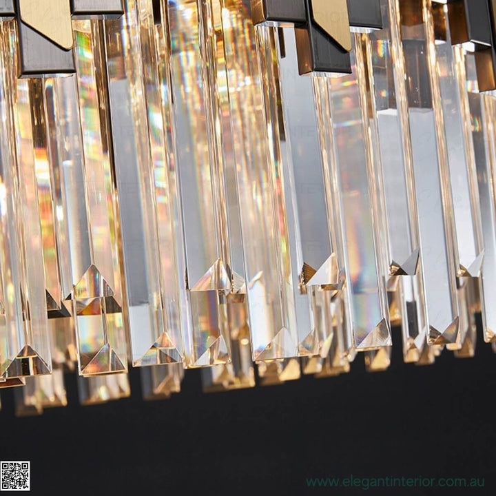 Detailed crystal view of Sophia black and gold chandelier – close-up of sparkling crystals and elegant metallic frame