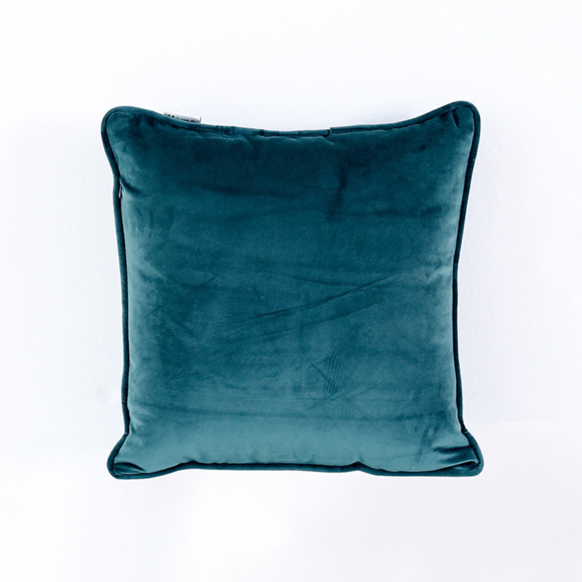 Velvet Cushions in Australia – Soft and Elegant Decorative Cushions for Home Interiors