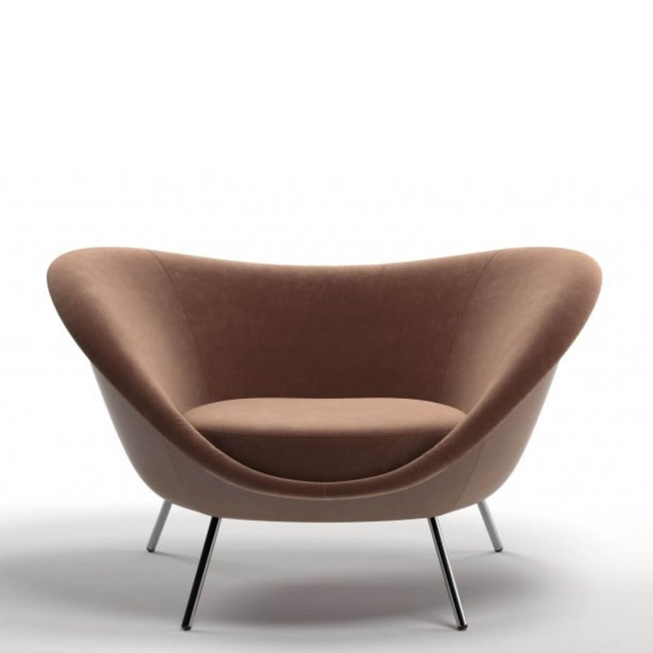 Front view of Gio Ponty chair in Australia highlighting sleek lines and modern craftsmanship