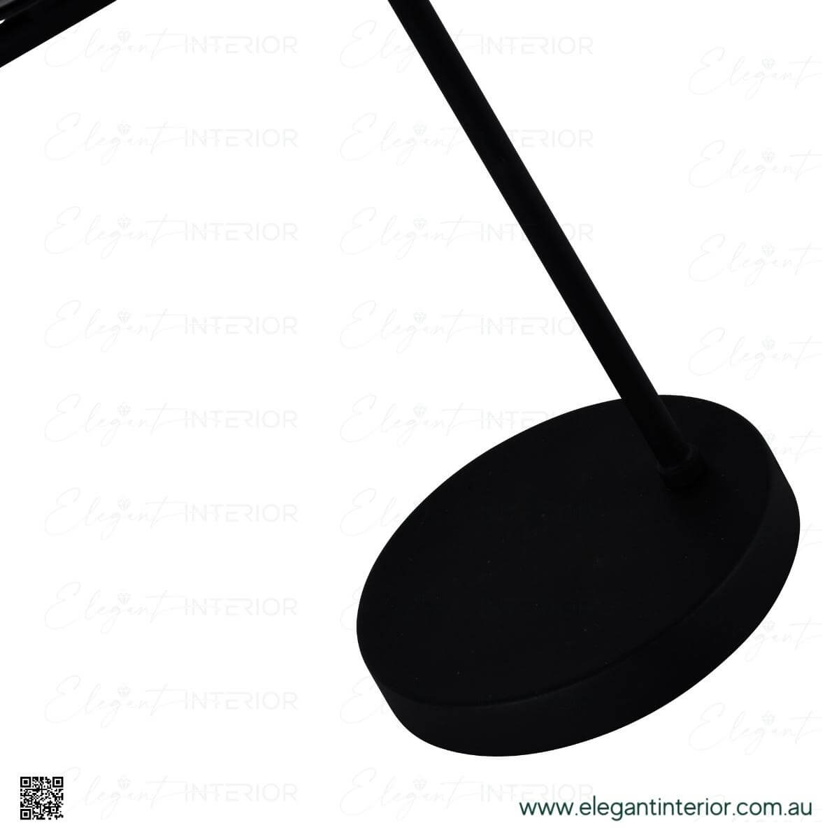 Close-up stand detail of Hugo table light lamp, featuring modern base design and smooth finish